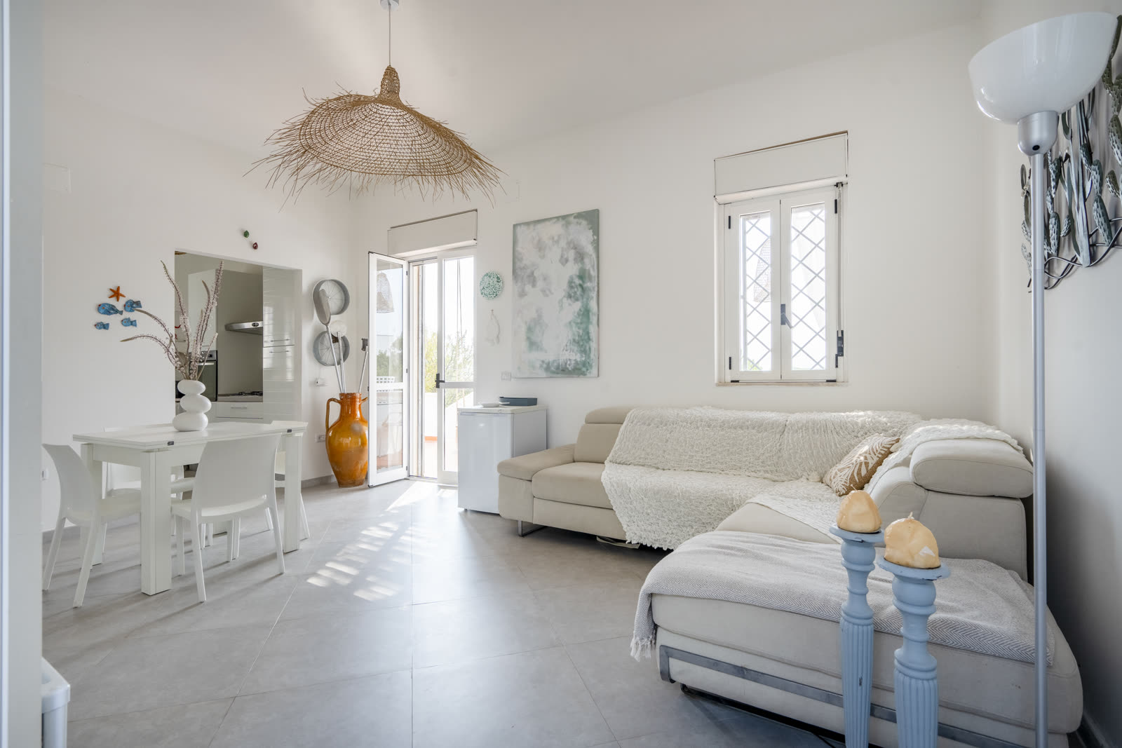 Lounge with dining nook
