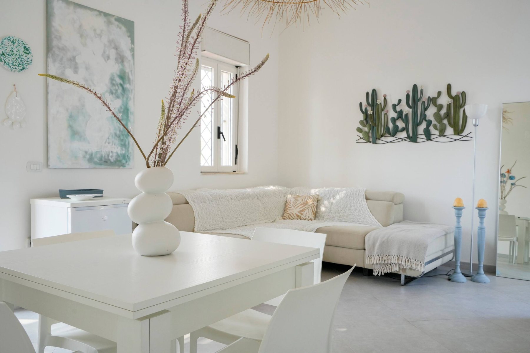 The Lounge