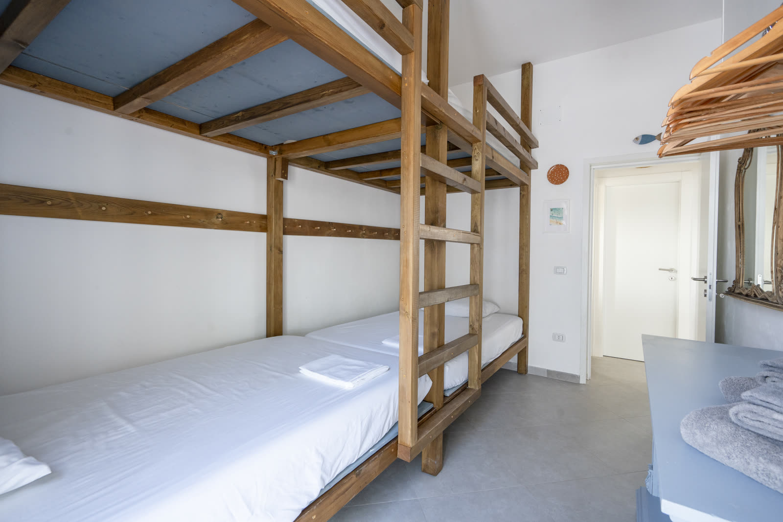 Bunk Bedroom beds